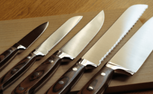 Read more about the article 6 Types of Knives You Must Have in your Airbnb Kitchen